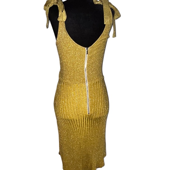 NWOT Bebe ribbed body con sleeveless midi dress - Picture 3 of 10